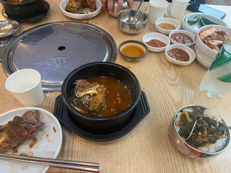 감자탕 한상차림