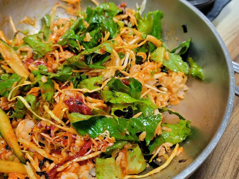 비벼진 육회비빔밥