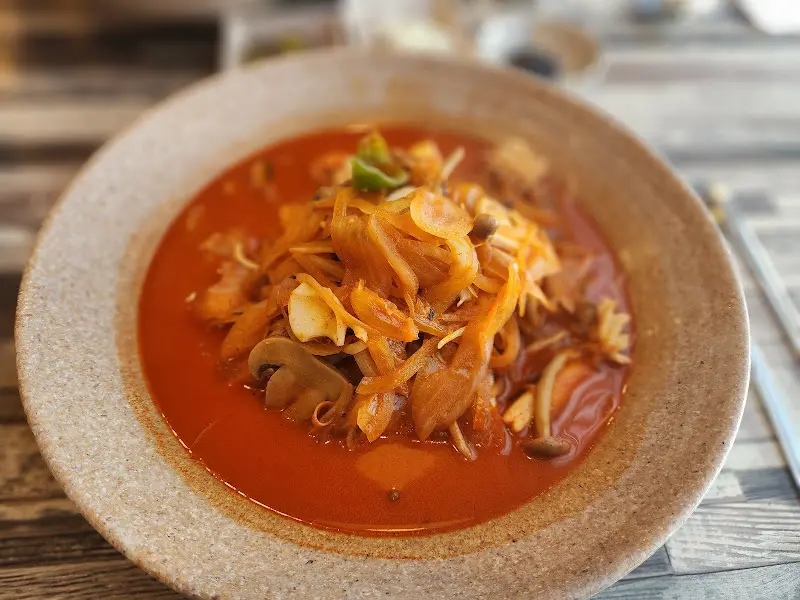 국물까지 완벽한 삼선짬뽕