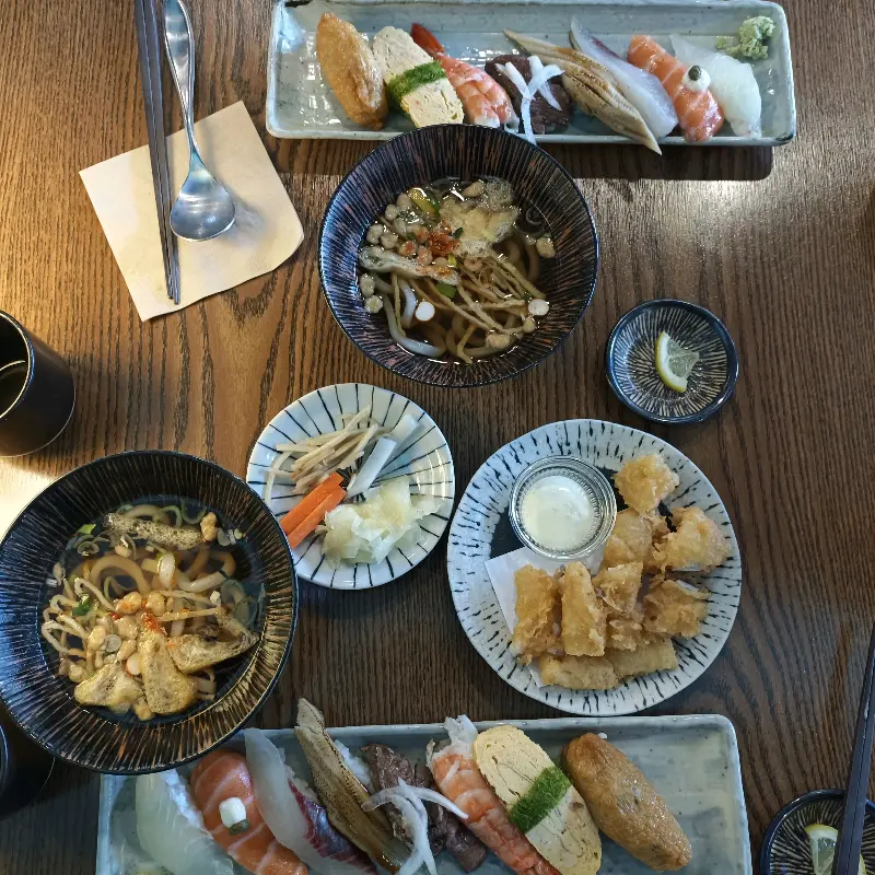 강초밥 한상차림