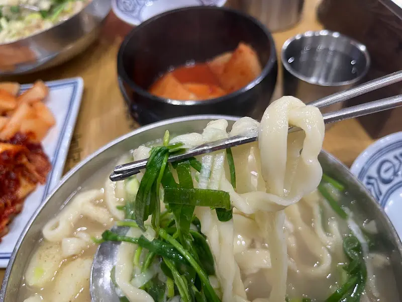 칼국수 면발