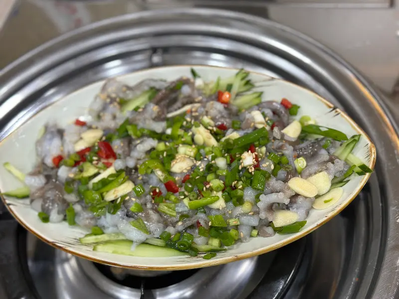 신선한 낙지탕탕이