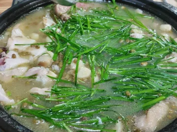 계곡물 소리 ASMR 들으며 즐기는 청도 남산골 백숙, 여기가 바로 맛집 천국!