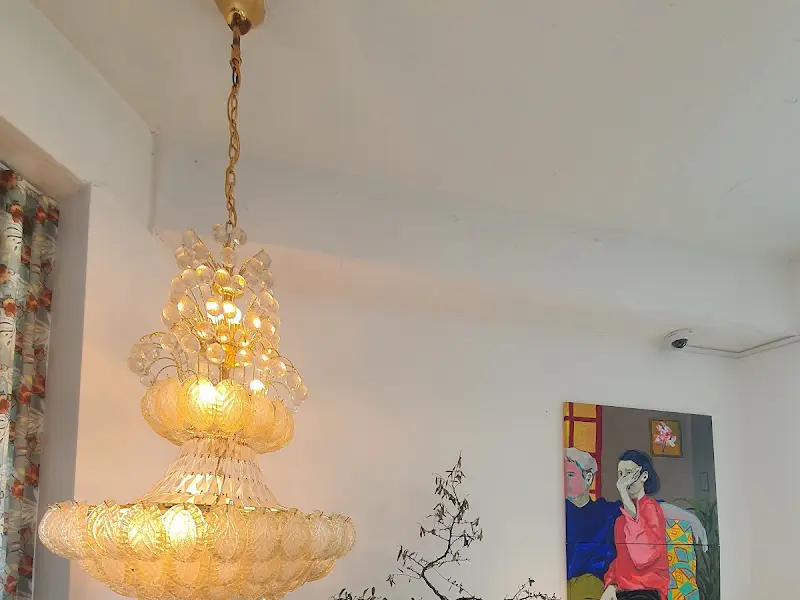 앤티크한 샹들리에 조명