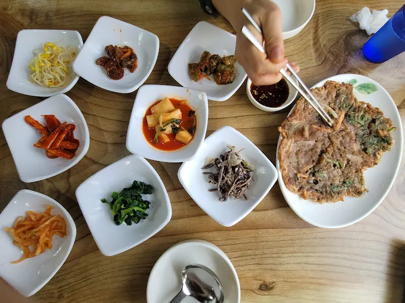 사슴집 반찬과 메밀전병