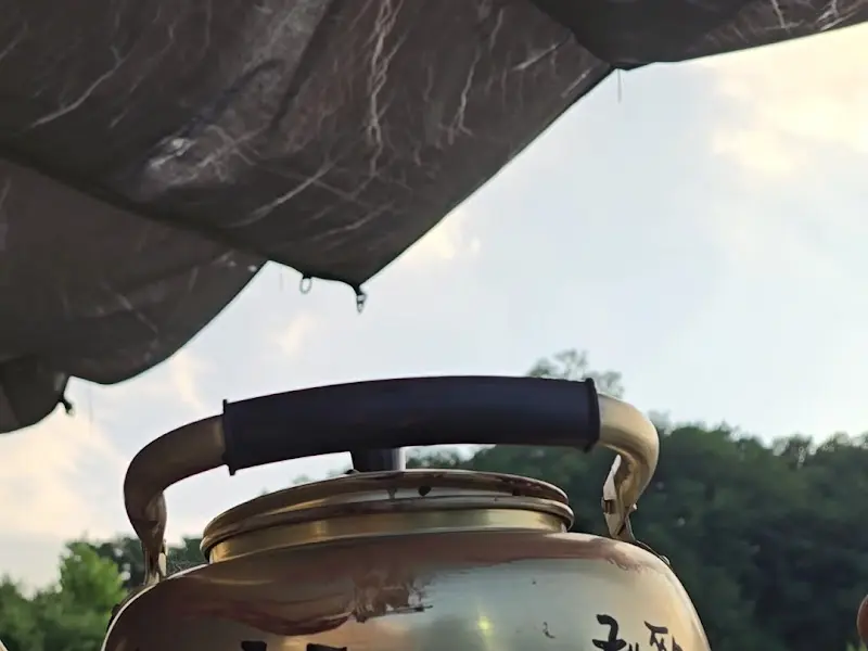 카페 외부 장식