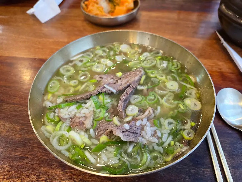 서동관 곰탕 파 추가