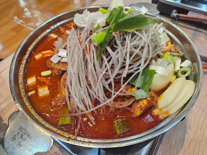 오산 깍두기집 내부