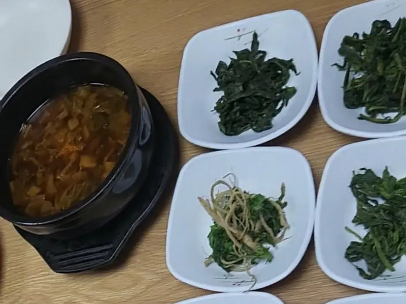 산채정식 한상차림