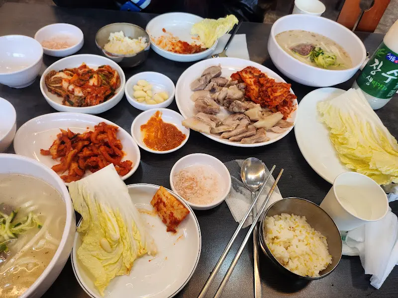 푸짐한 한상차림