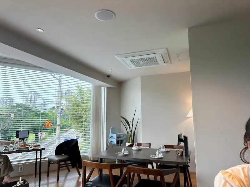 타볼라 내부 테이블