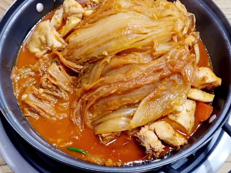 묵은지찜닭 전체샷