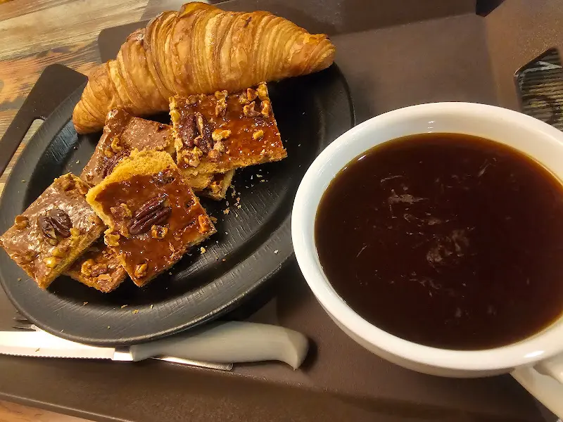 커피와 빵