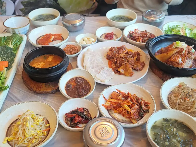 푸짐한 한 상 차림