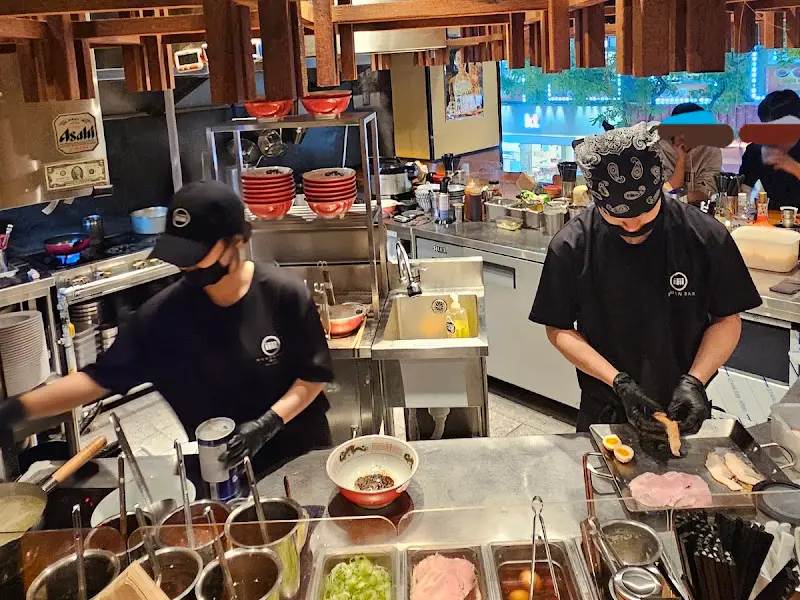 멘츠루의 오픈 키친