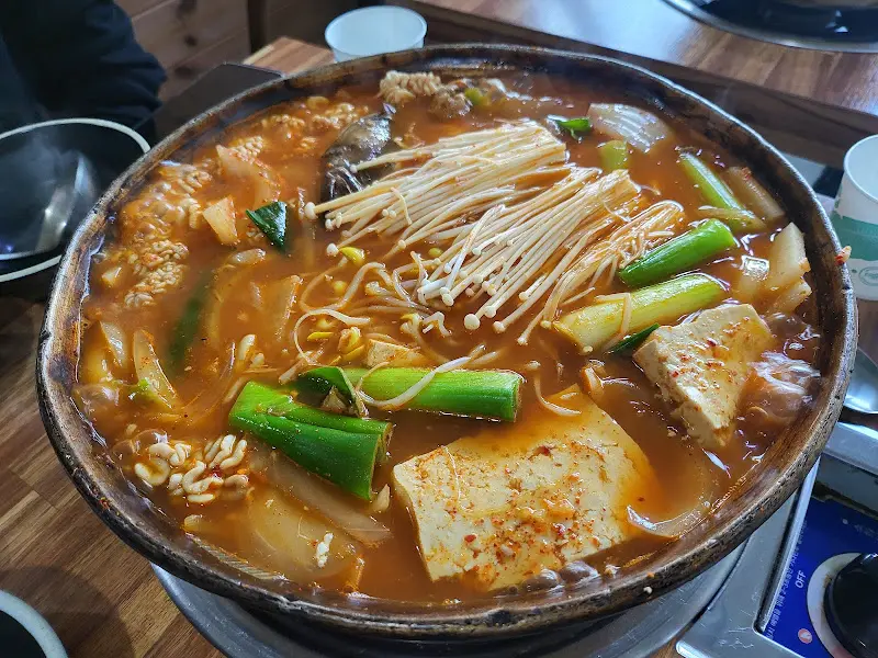 푸짐한 동태찌개 한 상