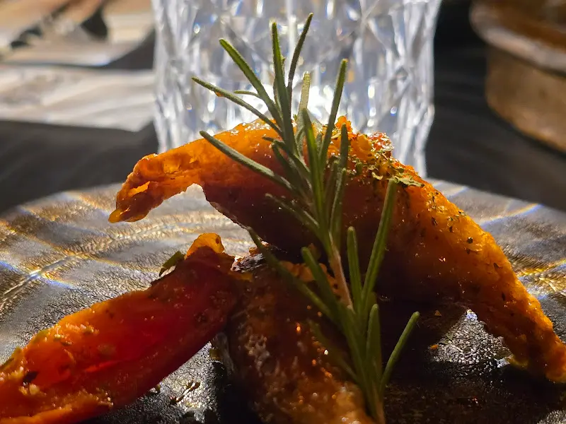 칸스 다이닝 내부