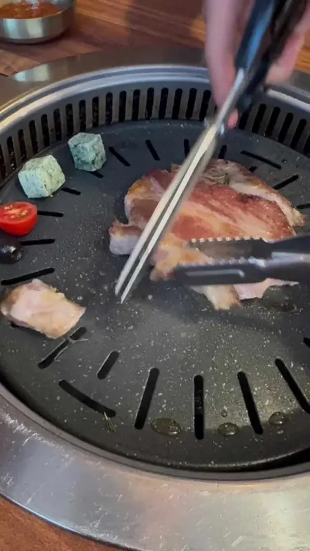 먹기 좋게 잘린 이베리코