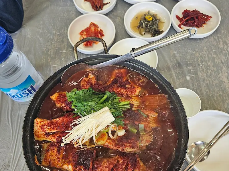 생선조림과 밑반찬