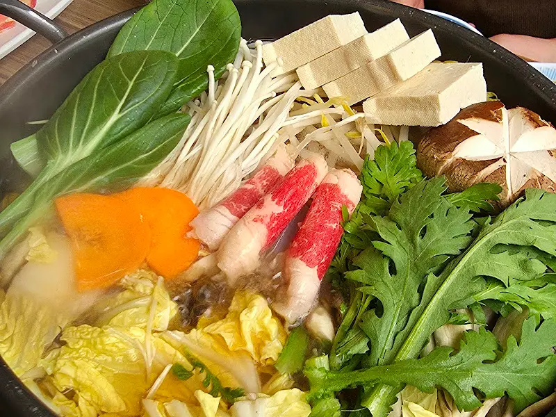 모모네이층집 스키야키