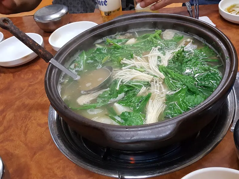 된장샤브샤브 전체샷