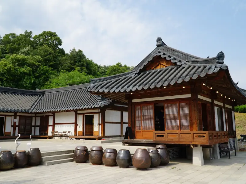 한옥 카페 전경