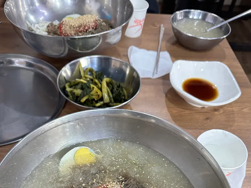 냉면과 반찬