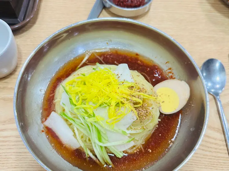 비빔밀면의 자태
