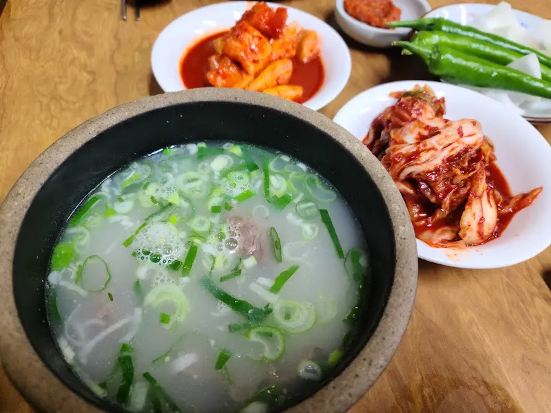 마산 설렁탕 맛집 설렁탕과 반찬