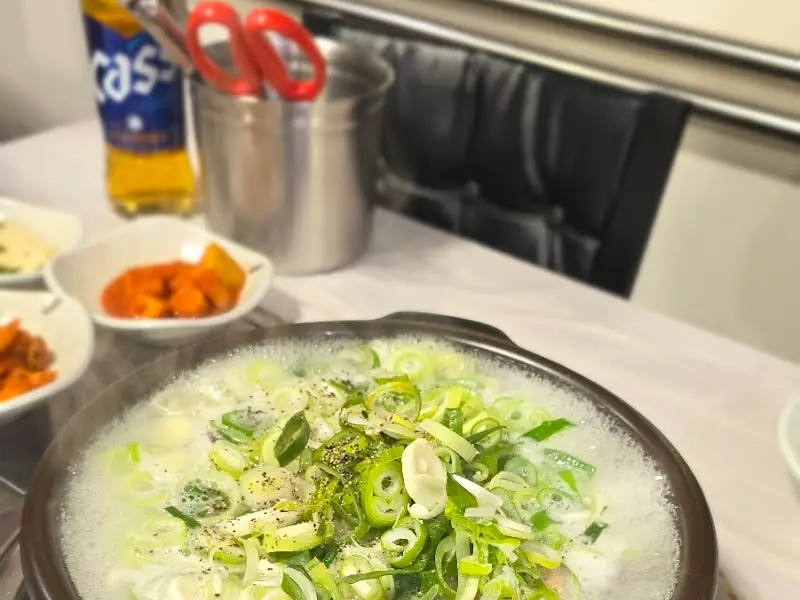 도가니탕 한 상 차림