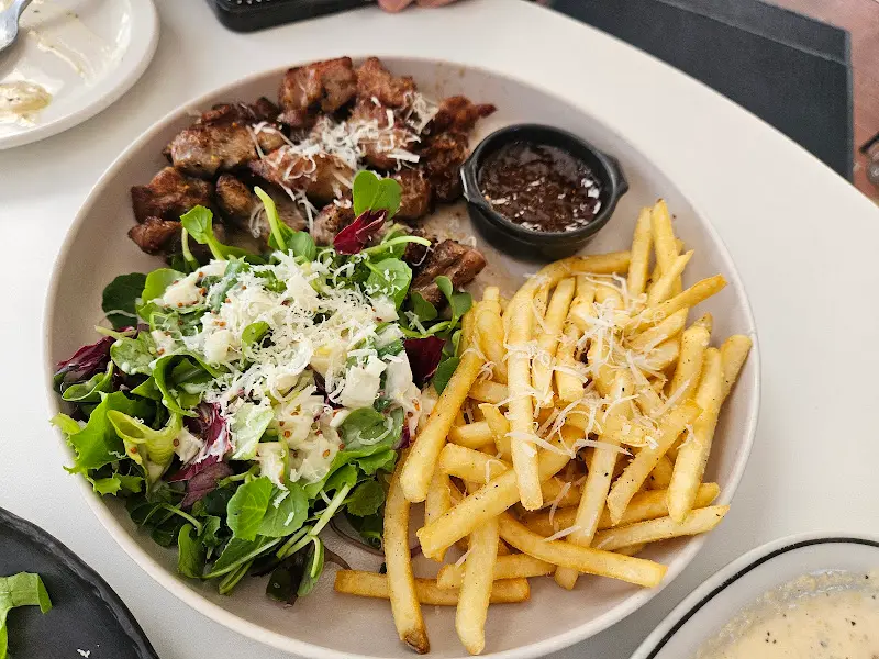 푸짐한 목살 플레이트