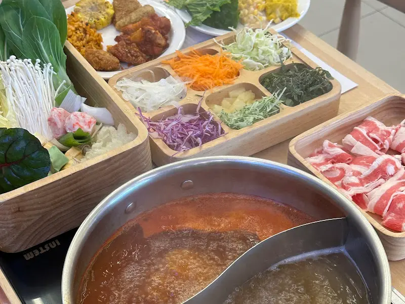 샤브올데이의 샐러드바