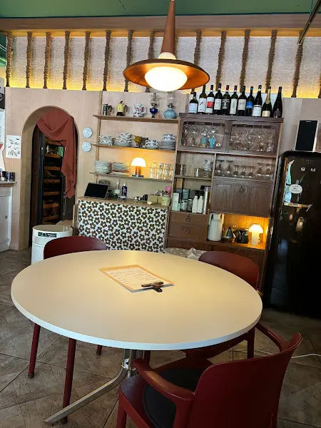 Good Plate 내부 테이블