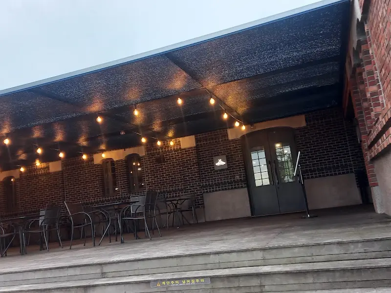 상하키친 외부 테라스