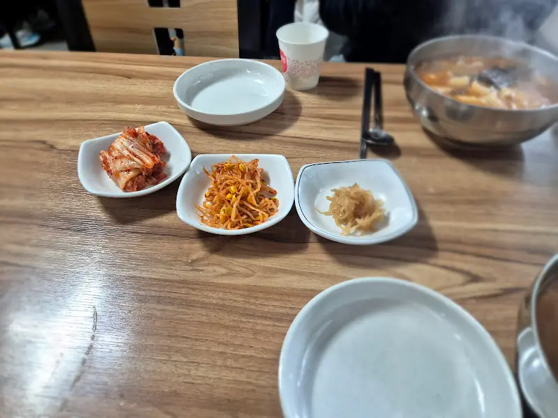 깔끔한 테이블 세팅