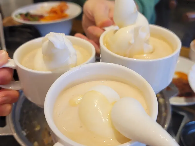 달콤한 우유 아이스크림