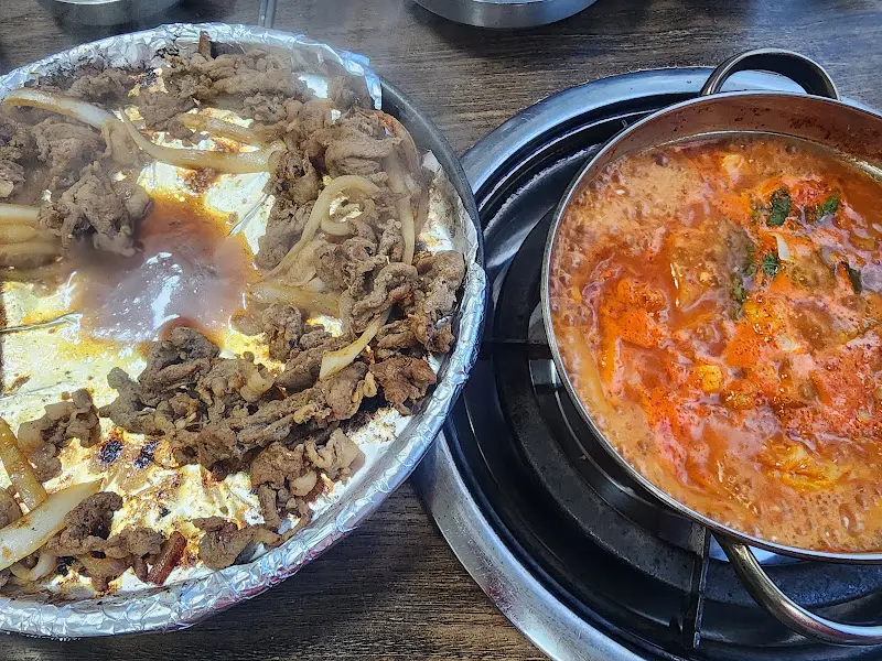 불백과 김치찌개