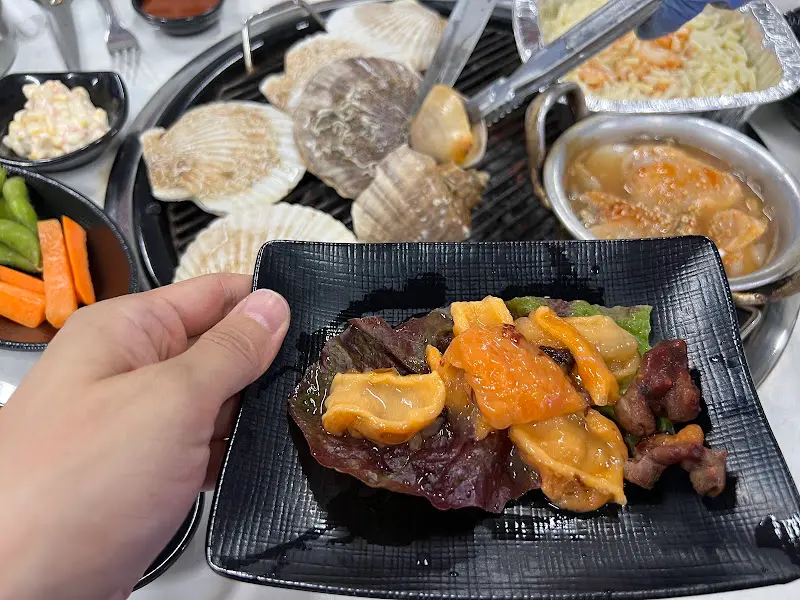 싱싱한 해산물 한 상 차림