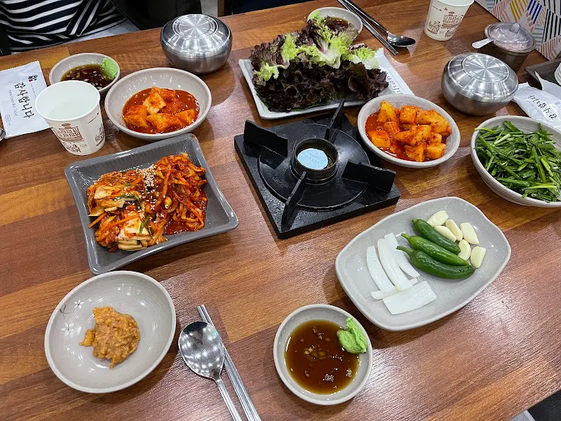 경주박가집 전체 상차림