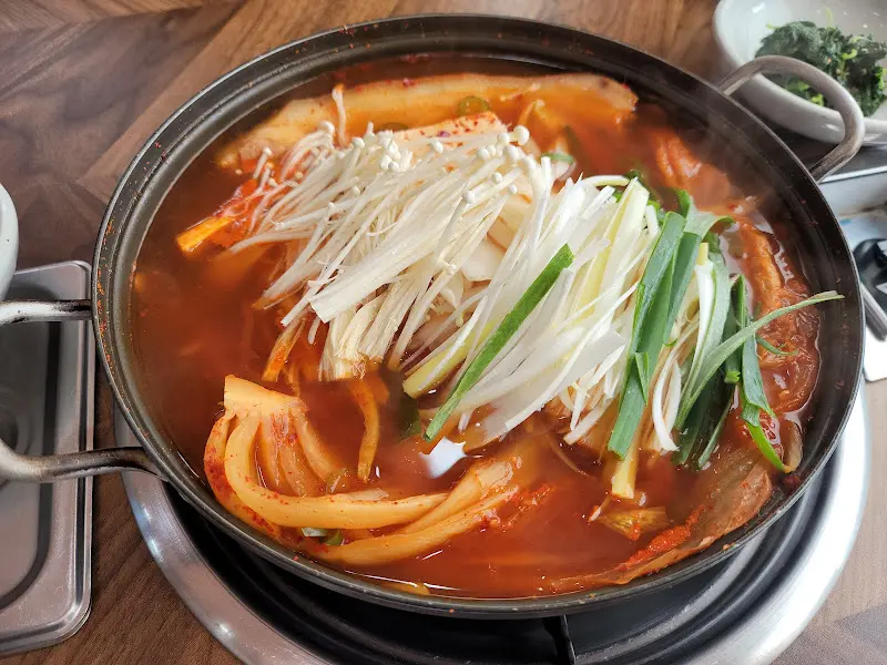 통김치찌개의 비주얼