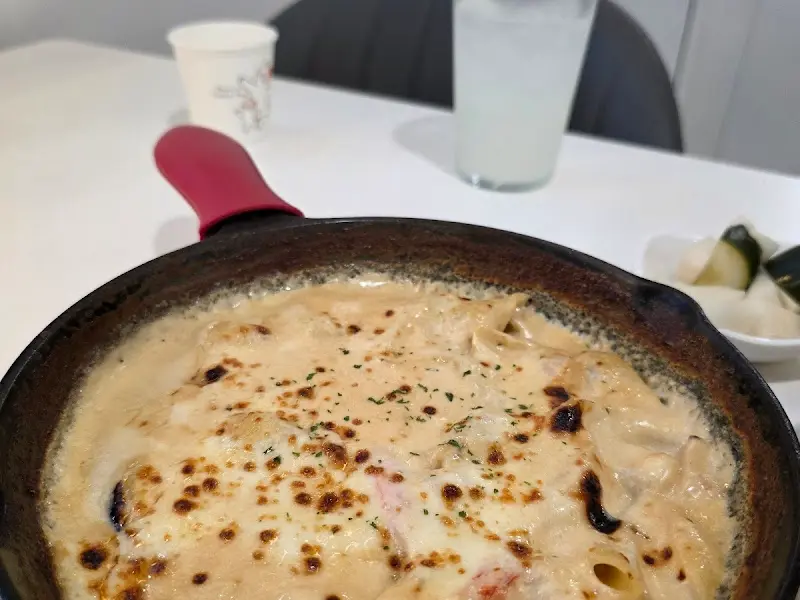 고소한 크림 파스타