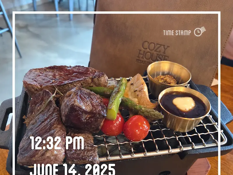 푸짐한 스테이크 한 상