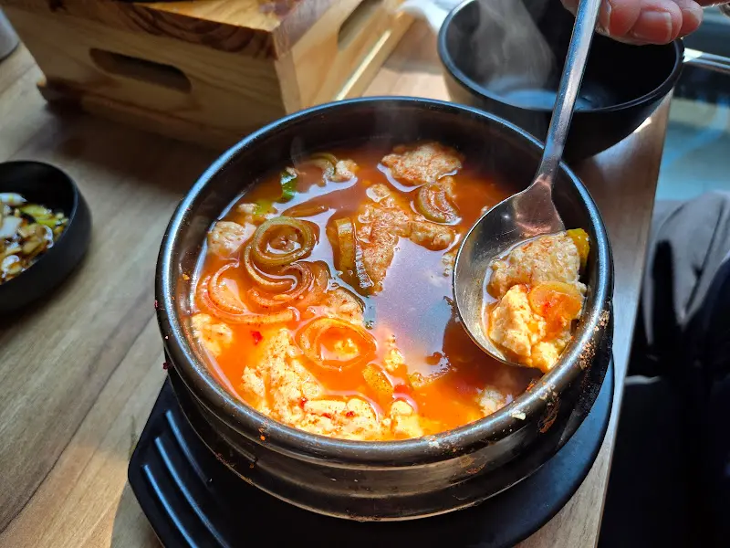 해물 순두부찌개의 모습