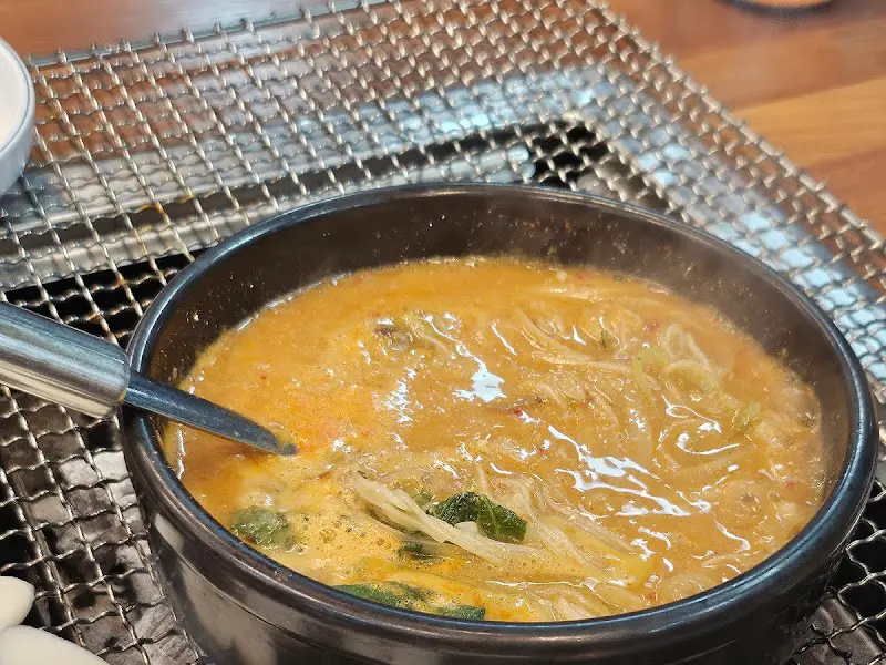 뜨끈하고 구수한 어죽국수
