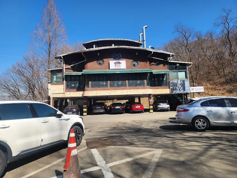 식당 건물 외관