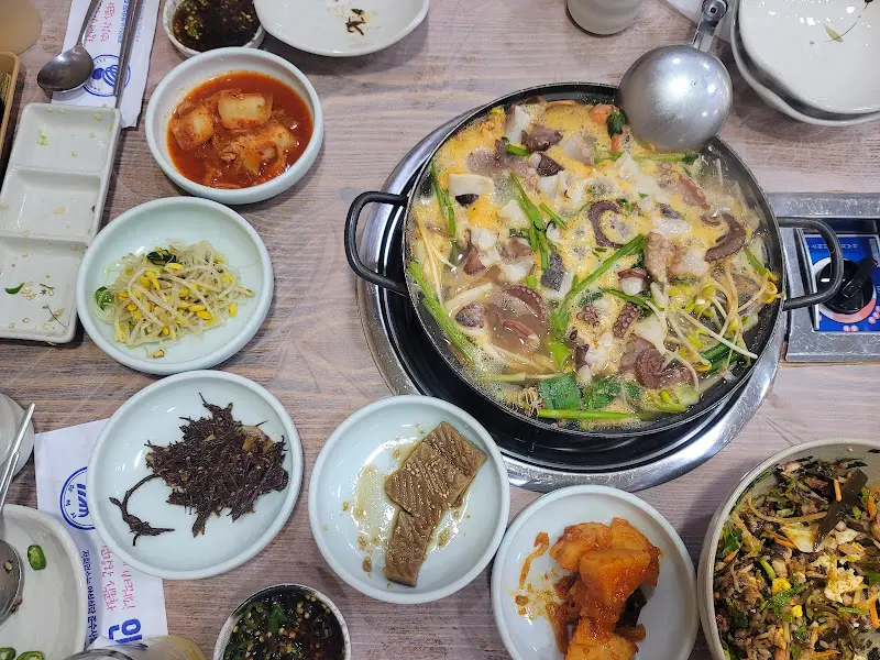 맛깔스러운 밑반찬