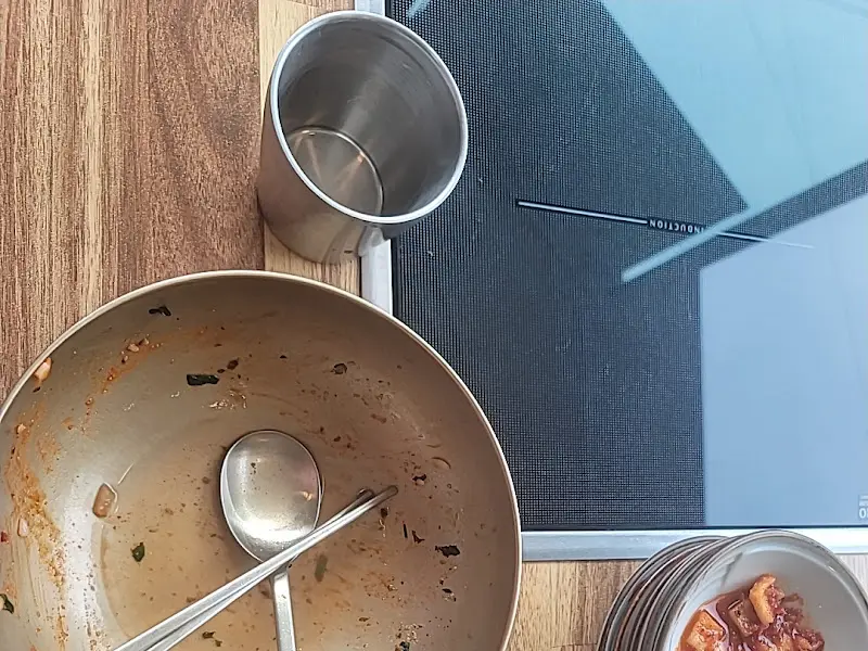 깔끔하게 비워낸 그릇