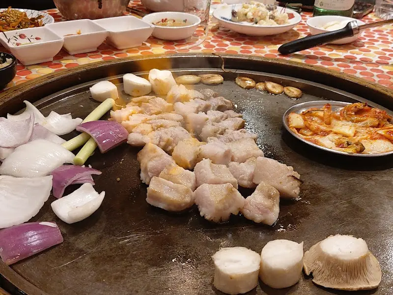 곁들여 먹는 소스들