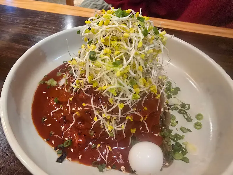 비빔 막국수 근접샷