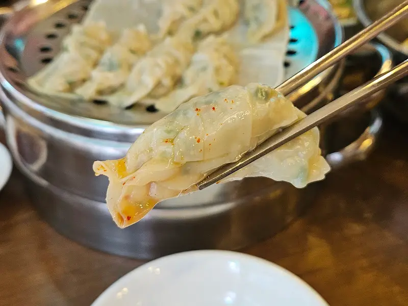 청실홍실 통만두